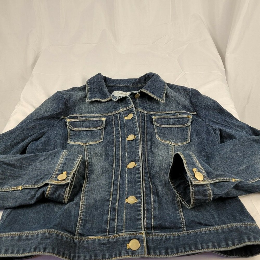 CHICOS PLATINUM DENIM SIZE 1 JACKET